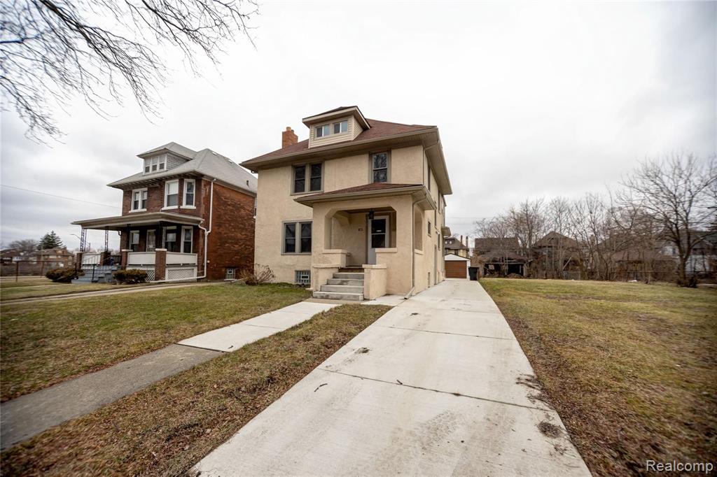 902 Atkinson Street Detroit, MI 48202 - Photo 1 of 69
