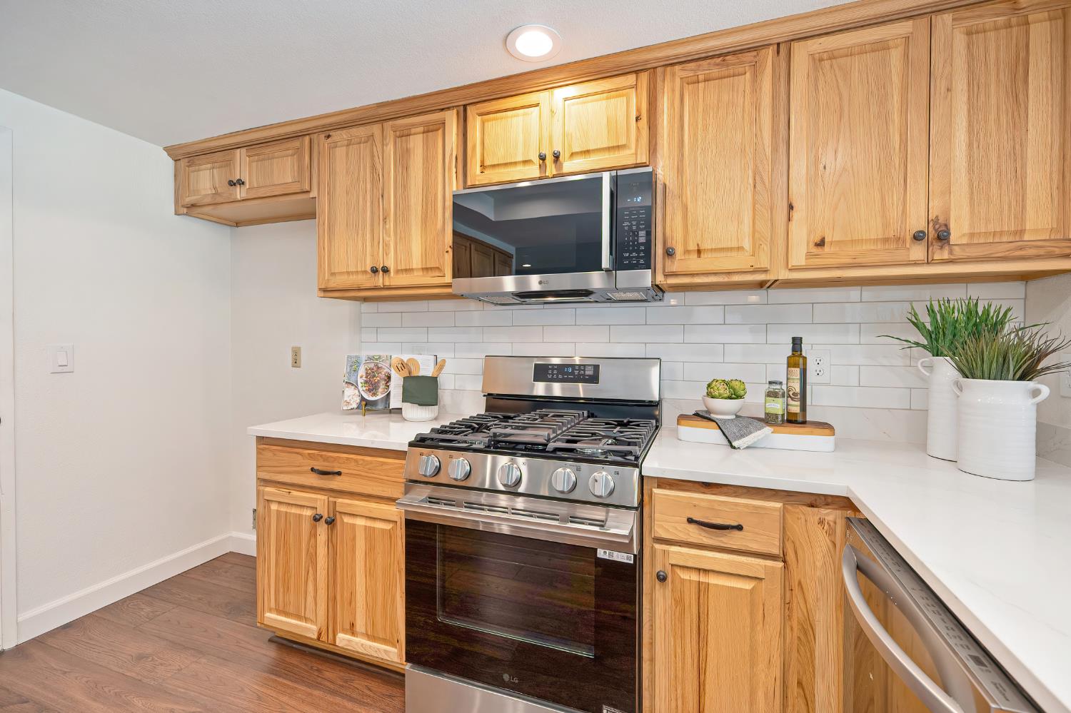 3287 Kathy Way Loomis, CA 95650 - Photo 15 of 38