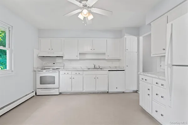 $3,800 | 49 Georgia Street, Unit A, East Northport, NY 11731