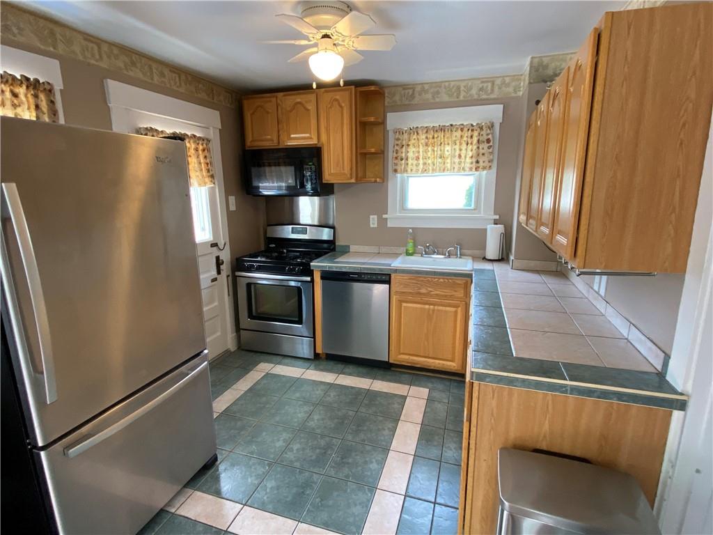 146 Manor Road Pittsburgh, PA 15237 - Photo 14 of 21 Gallery Image 14