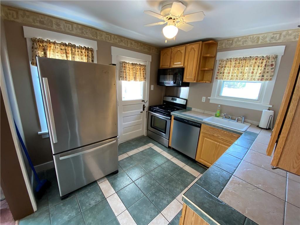 146 Manor Road Pittsburgh, PA 15237 - Photo 16 of 21 Gallery Image 16
