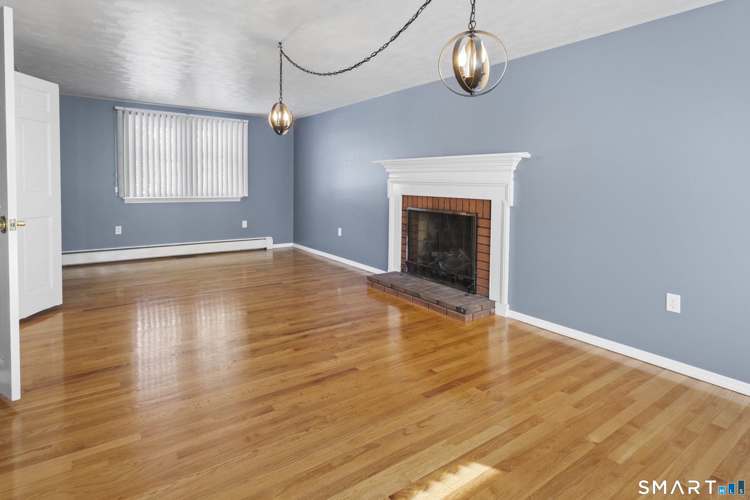 5 Sparkle Street Enfield, CT 06082 - Photo 11 of 37