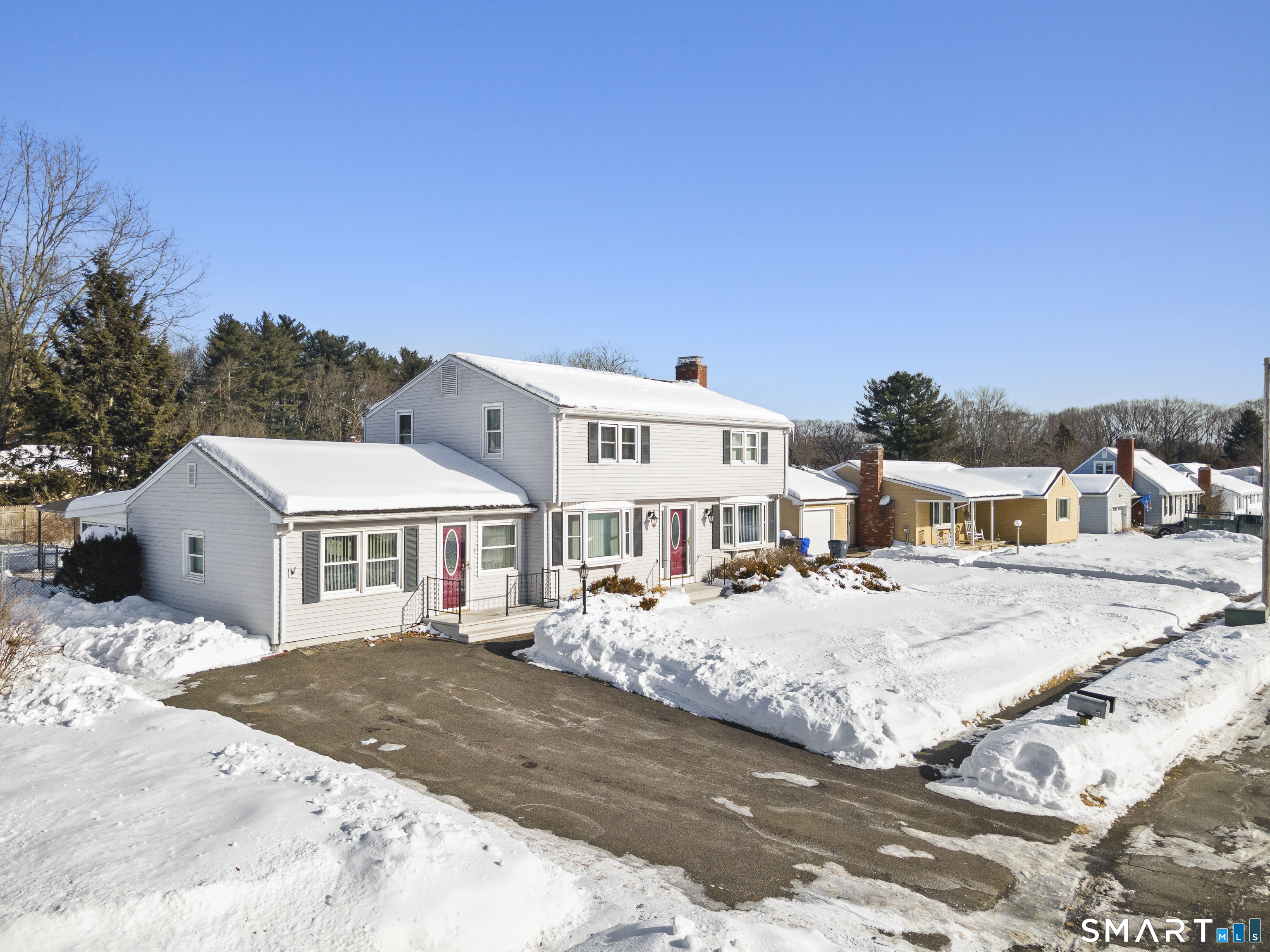 5 Sparkle Street Enfield, CT 06082 - Photo 2 of 37