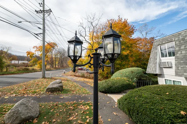 $3,000 | 113 Park Avenue, Unit 18, Danbury, CT 06810