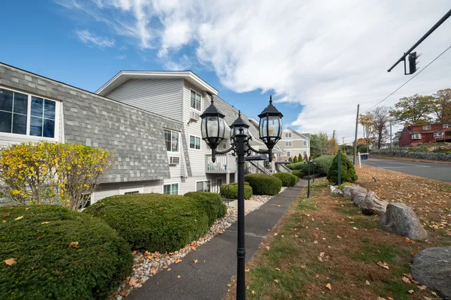 $3,000 | 113 Park Avenue, Unit 18, Danbury, CT 06810