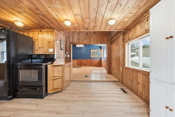 $249,900 | 42 Coldbrook Road, Hampden, ME 04444