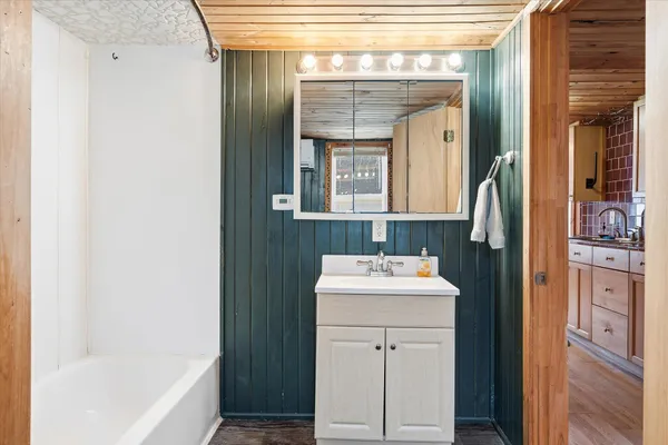 $249,900 | 42 Coldbrook Road, Hampden, ME 04444