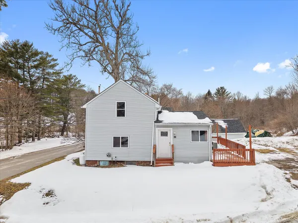 $249,900 | 42 Coldbrook Road, Hampden, ME 04444