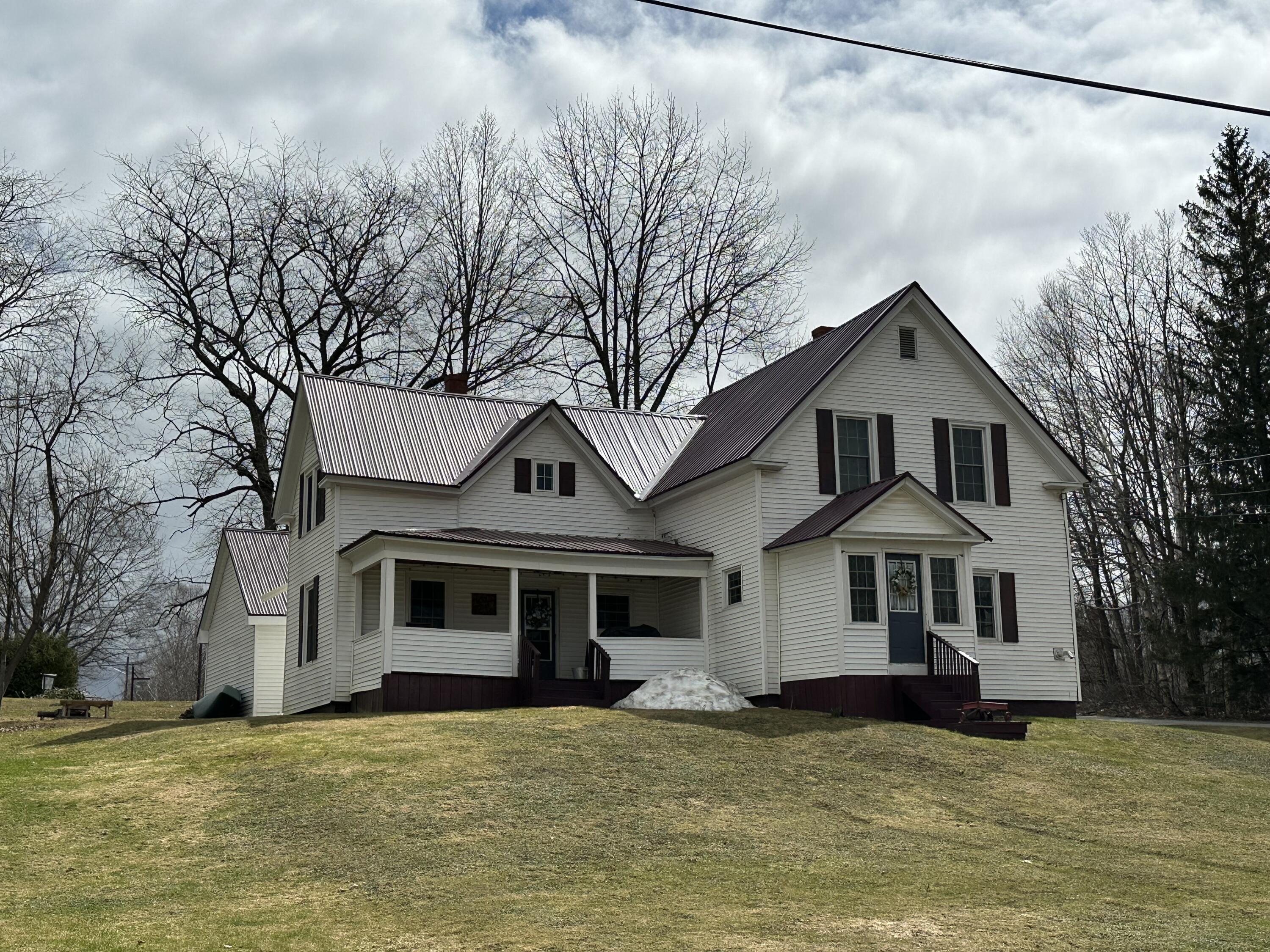 26 Spring Street Houlton, ME 04730 - Photo 1 of 28 IMG_0890