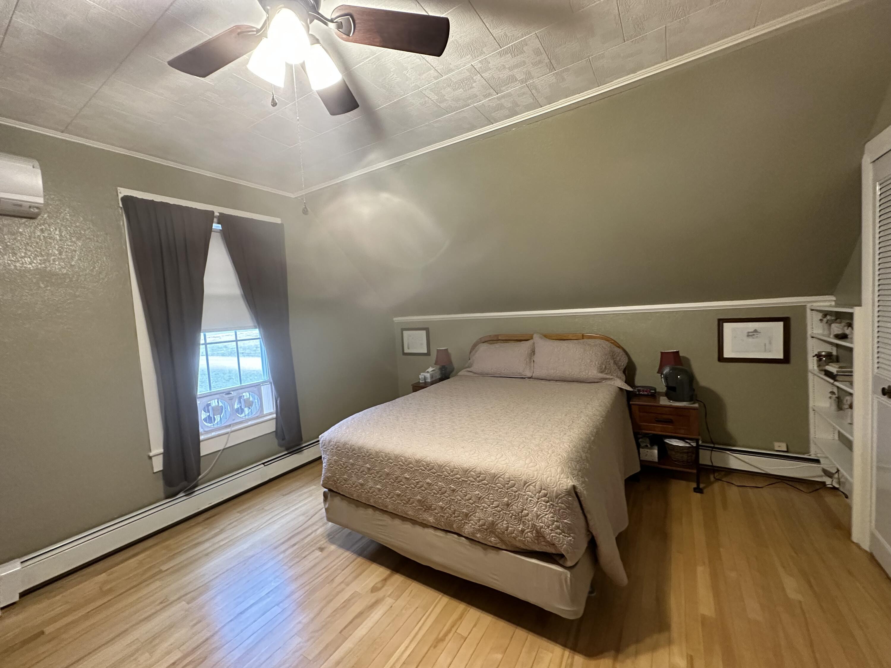 26 Spring Street Houlton, ME 04730 - Photo 16 of 28 IMG_0907