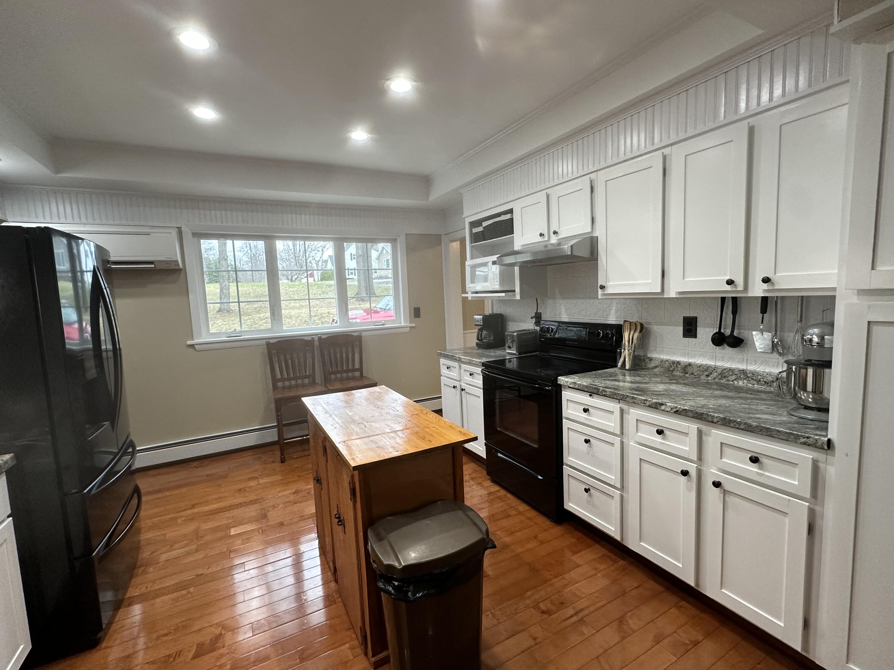 26 Spring Street Houlton, ME 04730 - Photo 7 of 28 IMG_0897