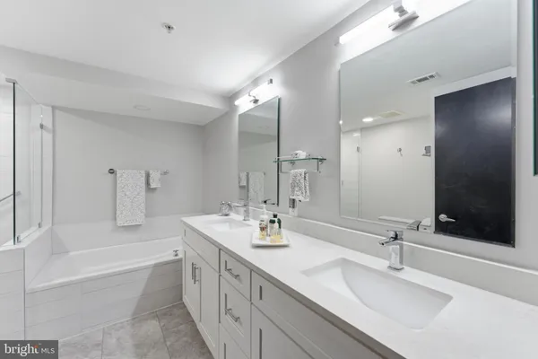 $830,000 | 12025 New Dominion Parkway, Unit LL103, Reston, VA 20190