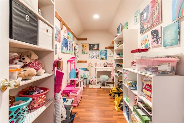 $695,000 | 1205 East 203rd Street, Belton, MO 64012