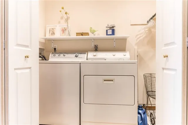 $695,000 | 1205 East 203rd Street, Belton, MO 64012