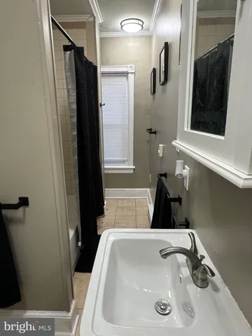 $2,150 | 22 Dunham Street, Trenton, NJ 08618