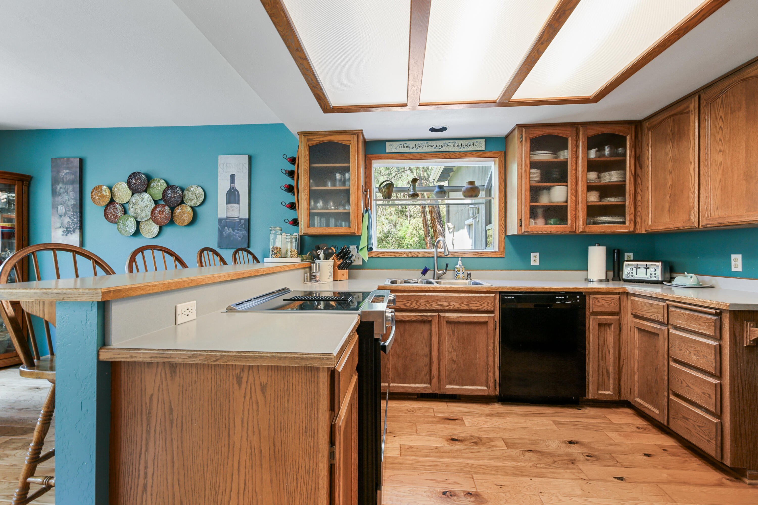 5900 Upper Applegate Road Jacksonville, OR 97530 - Photo 12 of 48