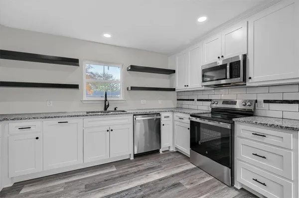 $324,900 | 102 East William Street, Pottsboro, TX 75076