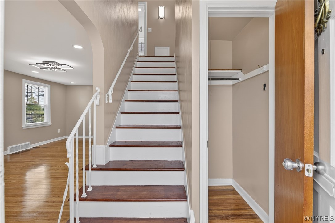 121 Southgate Road Cheektowaga, NY 14215 - Photo 25 of 50