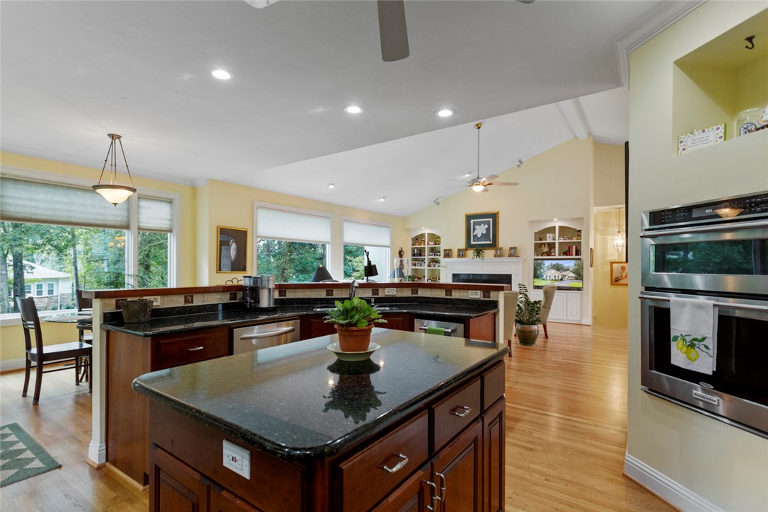 3902 Turnberry Loop Seneca, SC 29678 - Photo 18 of 45 Double wall ovens!