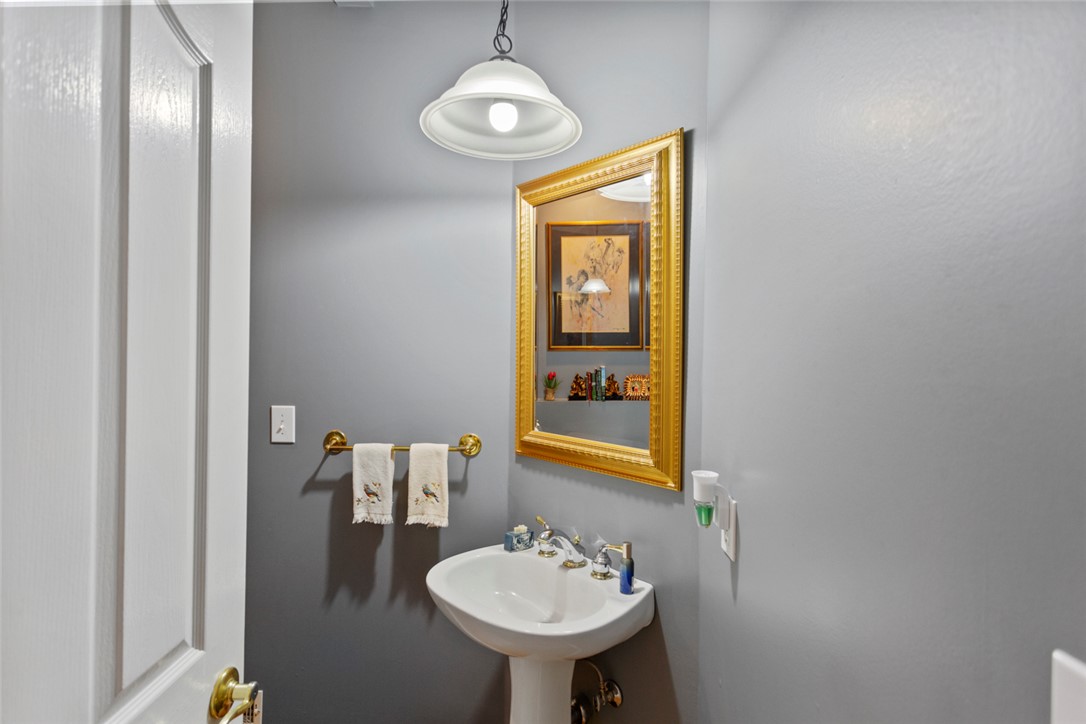 3902 Turnberry Loop Seneca, SC 29678 - Photo 22 of 45 Half bath for guests on the main floor