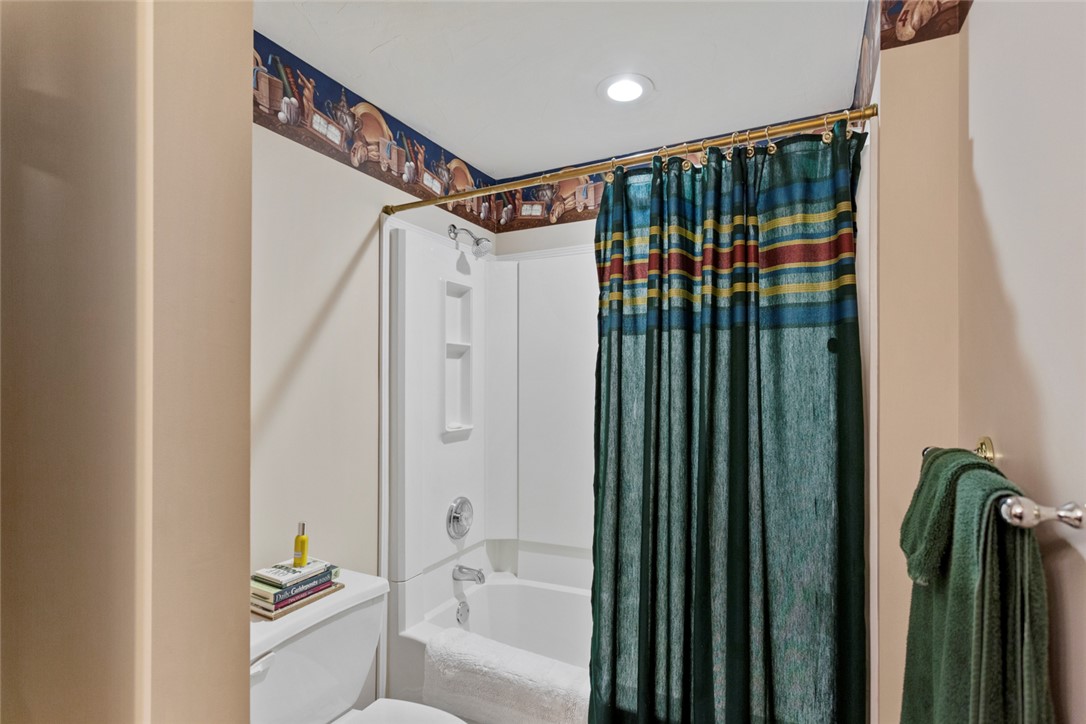 3902 Turnberry Loop Seneca, SC 29678 - Photo 36 of 45 With a nice tub/shower