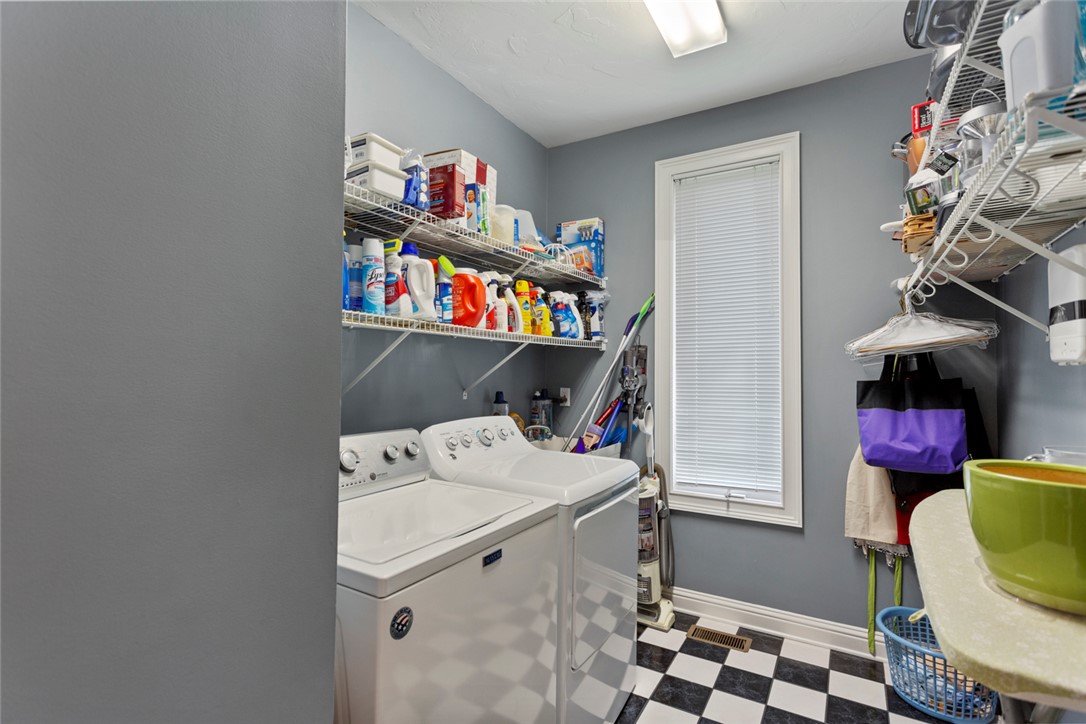 3902 Turnberry Loop Seneca, SC 29678 - Photo 44 of 45 Nice, very functional laundry room!