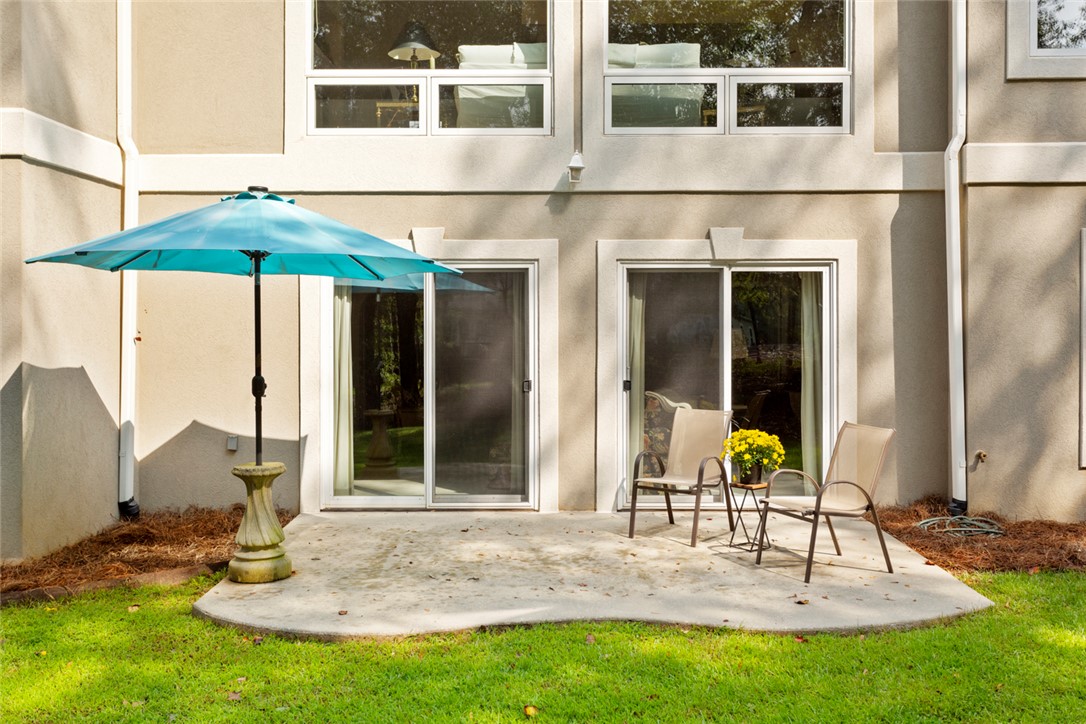 3902 Turnberry Loop Seneca, SC 29678 - Photo 8 of 45 Imagine catching some sunshine here