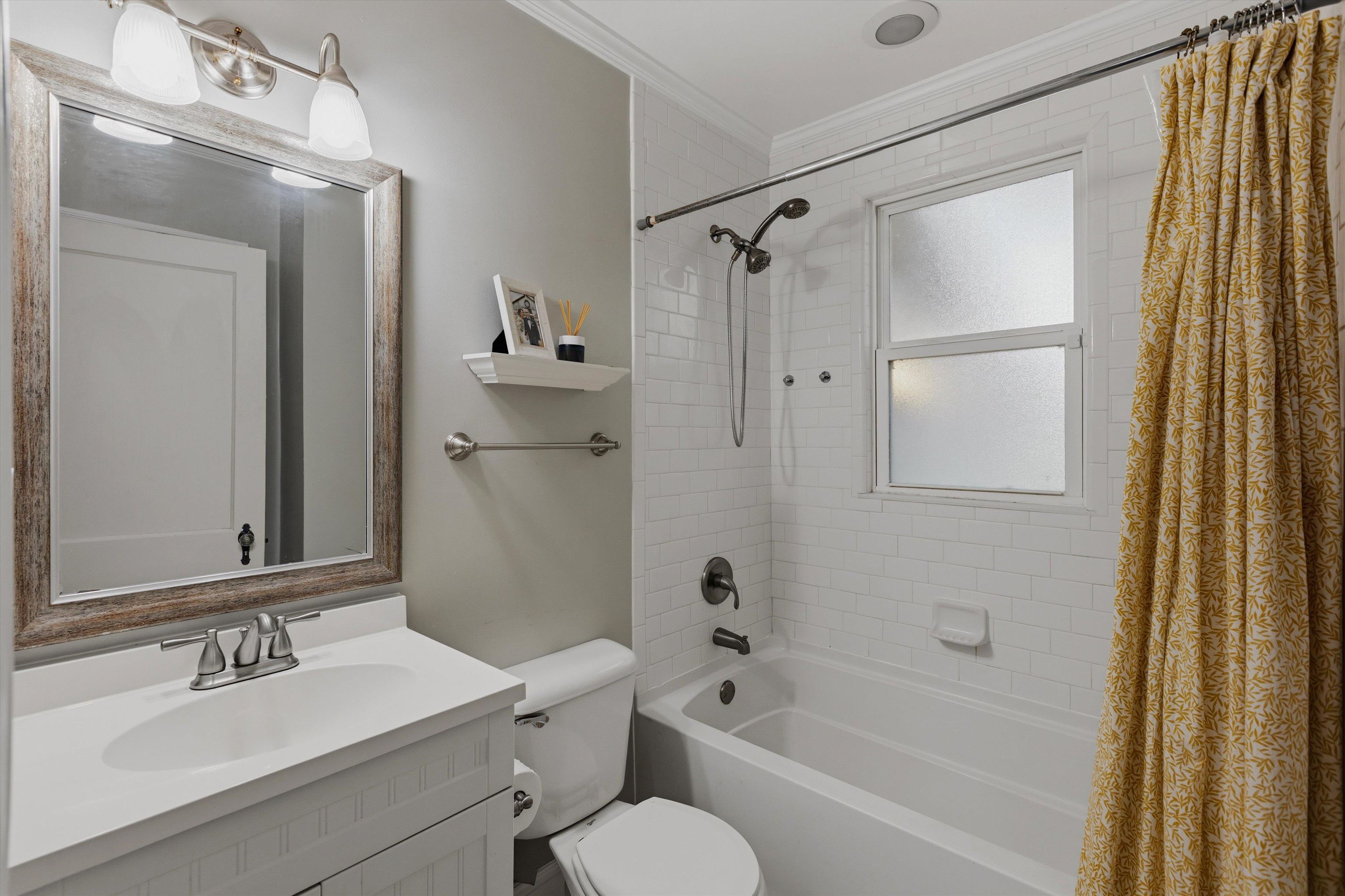100 South Greer Street Memphis, TN 38111 - Photo 20 of 26 a bathroom with a sink toilet and shower