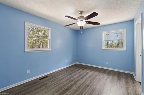 $229,900 | 3712 North Old 52 Road, Pinnacle, NC 27043