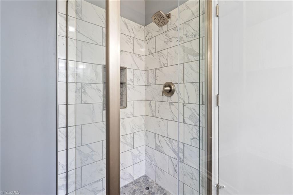 3712 North Old 52 Road Pinnacle, NC 27043 - Photo 19 of 38