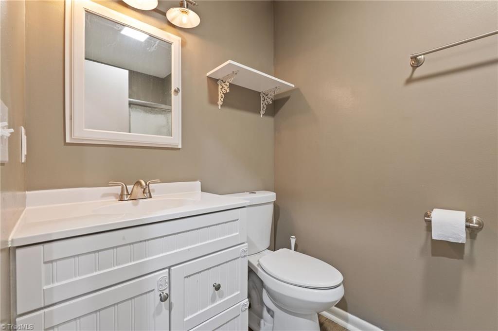 3712 North Old 52 Road Pinnacle, NC 27043 - Photo 24 of 38