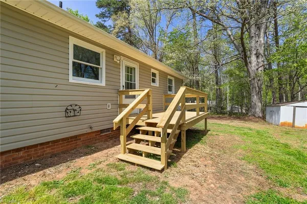 $229,900 | 3712 North Old 52 Road, Pinnacle, NC 27043