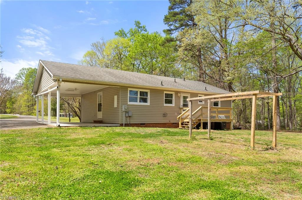 3712 North Old 52 Road Pinnacle, NC 27043 - Photo 30 of 38