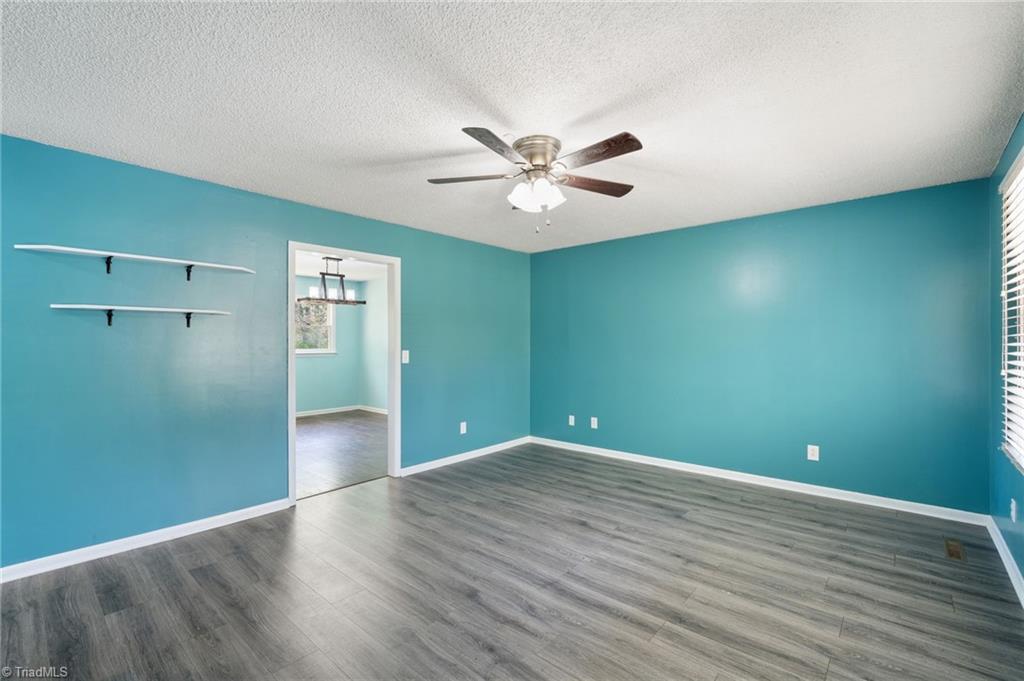 3712 North Old 52 Road Pinnacle, NC 27043 - Photo 7 of 38