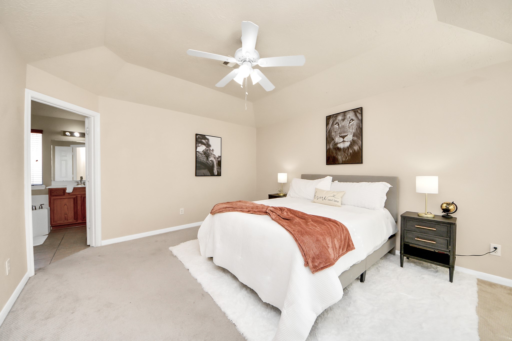 13342 South Point Lane Houston, TX 77034 - Photo 5 of 37 Large Primary bedroom that can easily fit a king size bed dresser, & nightstands.