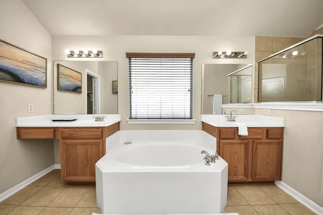 $2,200 | 13342 South Point Lane, Houston, TX 77034