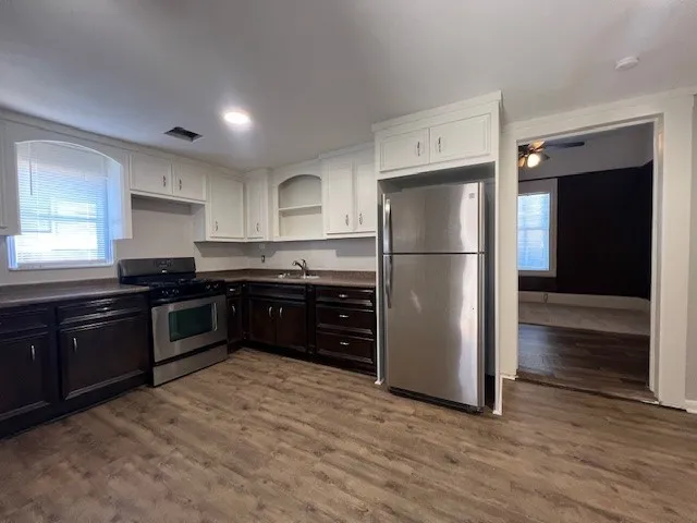 $1,750 | 407 Walton Street, Houston, TX 77009