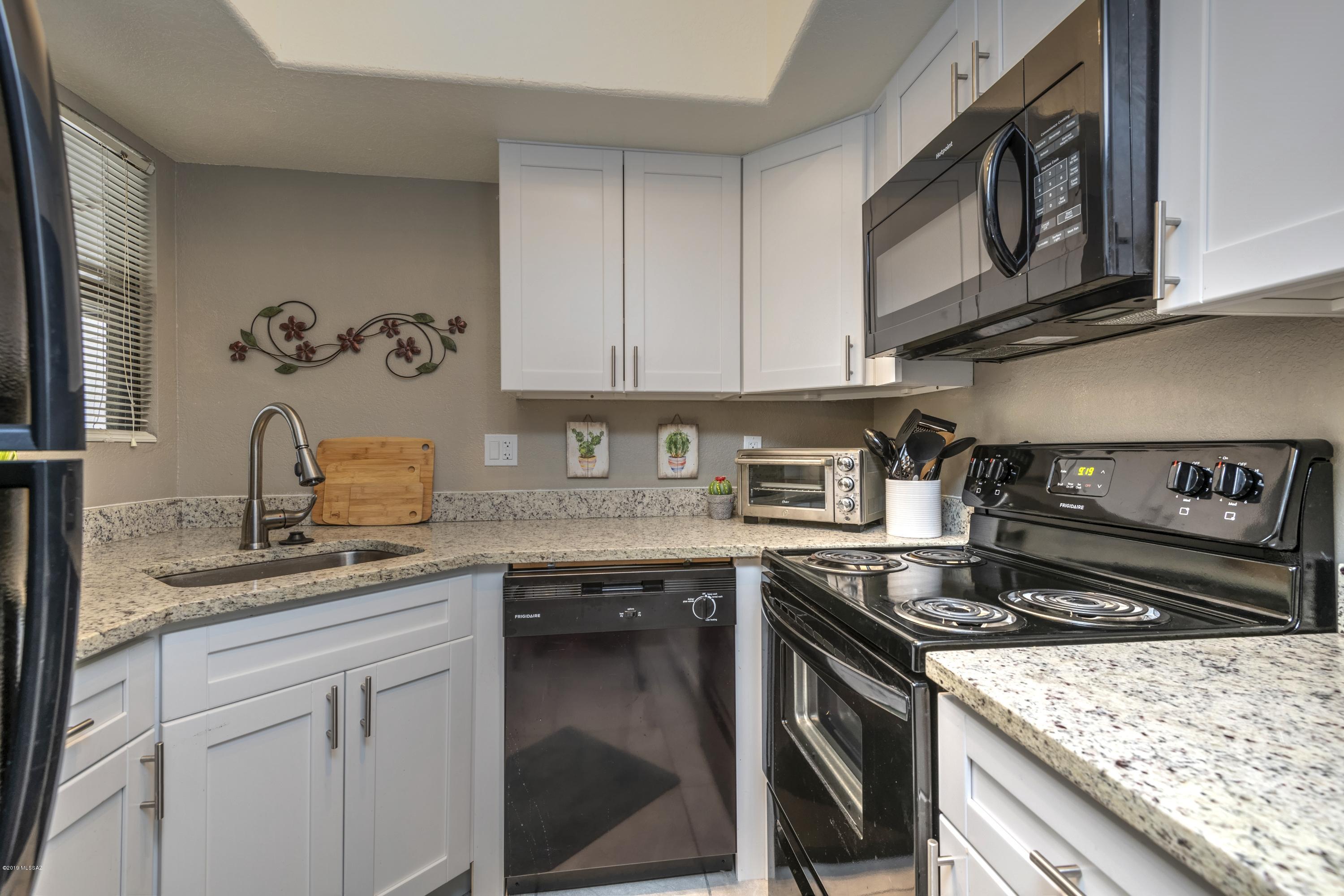 5800 North Kolb Road, Unit 3114 Tucson, AZ 85750 - Photo 10 of 34 5800-n-kolb-3114-7