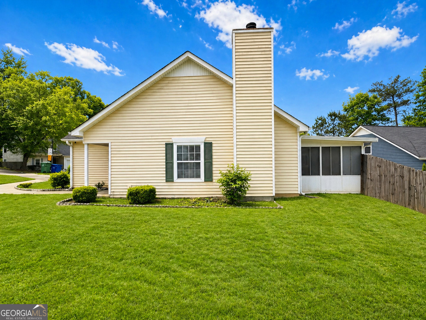 3781 Benjamin Court Southwest Atlanta, GA 30331 - Photo 3 of 27