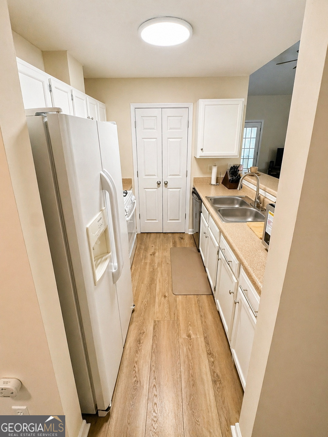 3781 Benjamin Court Southwest Atlanta, GA 30331 - Photo 10 of 27