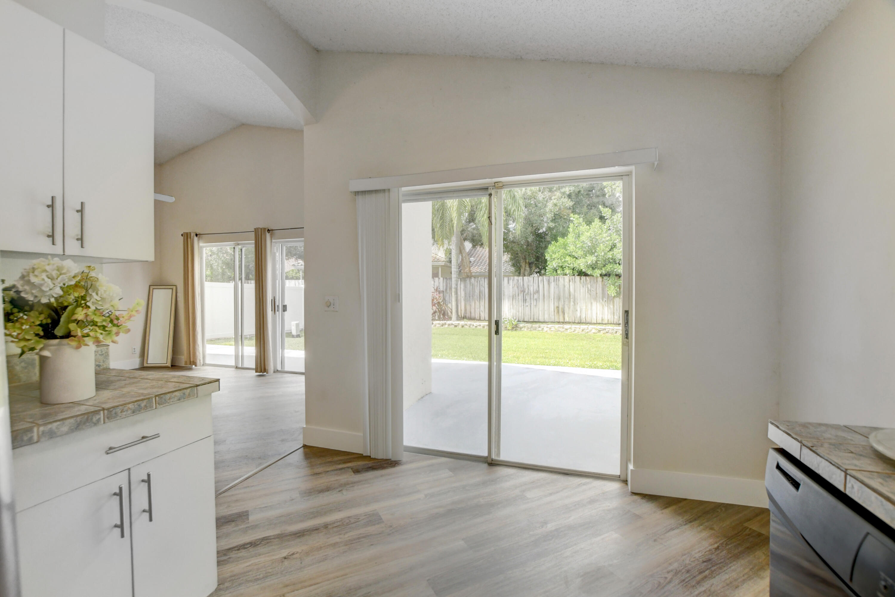 10150 Fanfare Drive Boca Raton, FL 33428 - Photo 11 of 48 34_ebf_3271_2_3_4_5