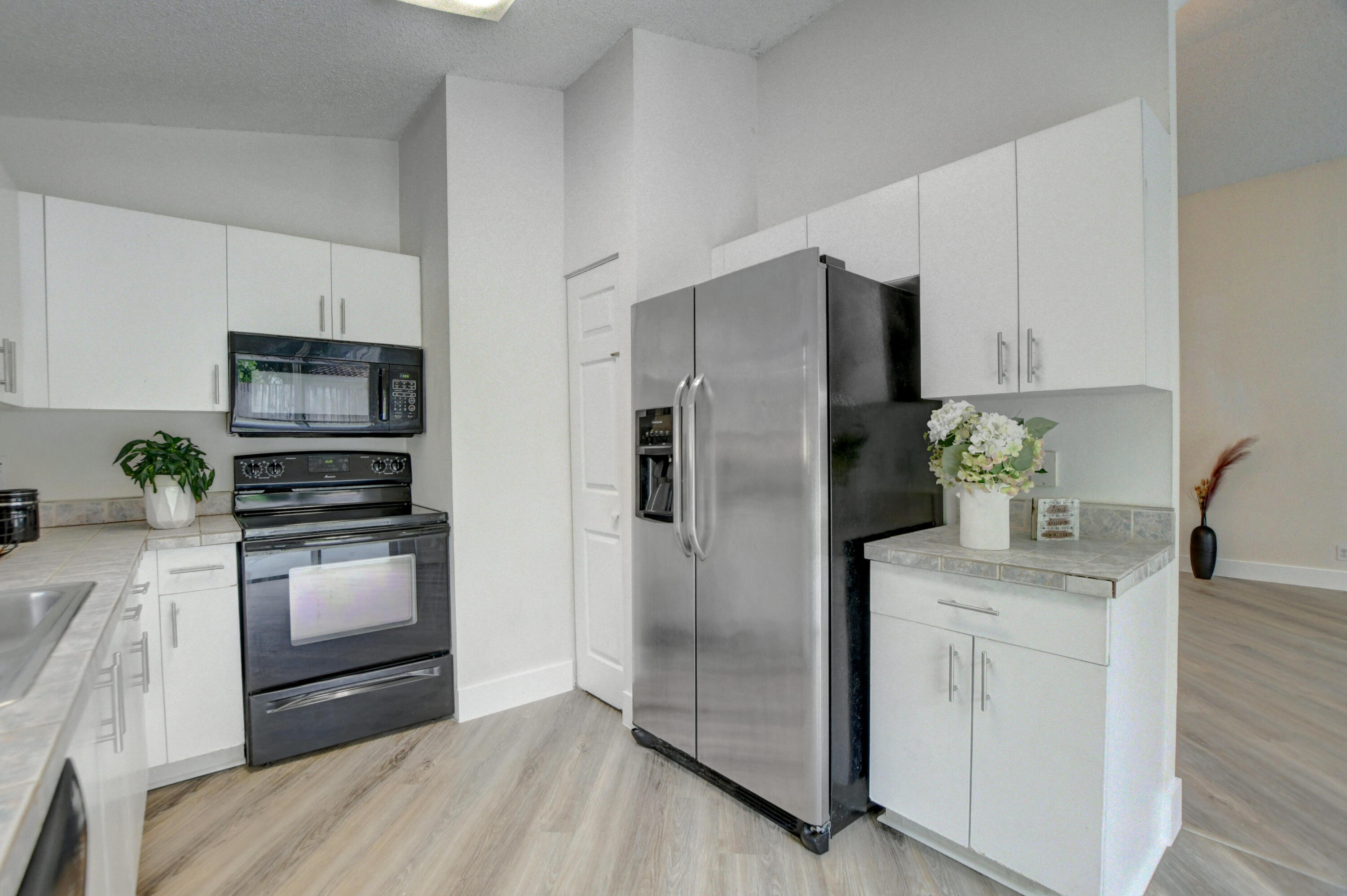 10150 Fanfare Drive Boca Raton, FL 33428 - Photo 13 of 48 33_ebf_3266_67_68_69_70