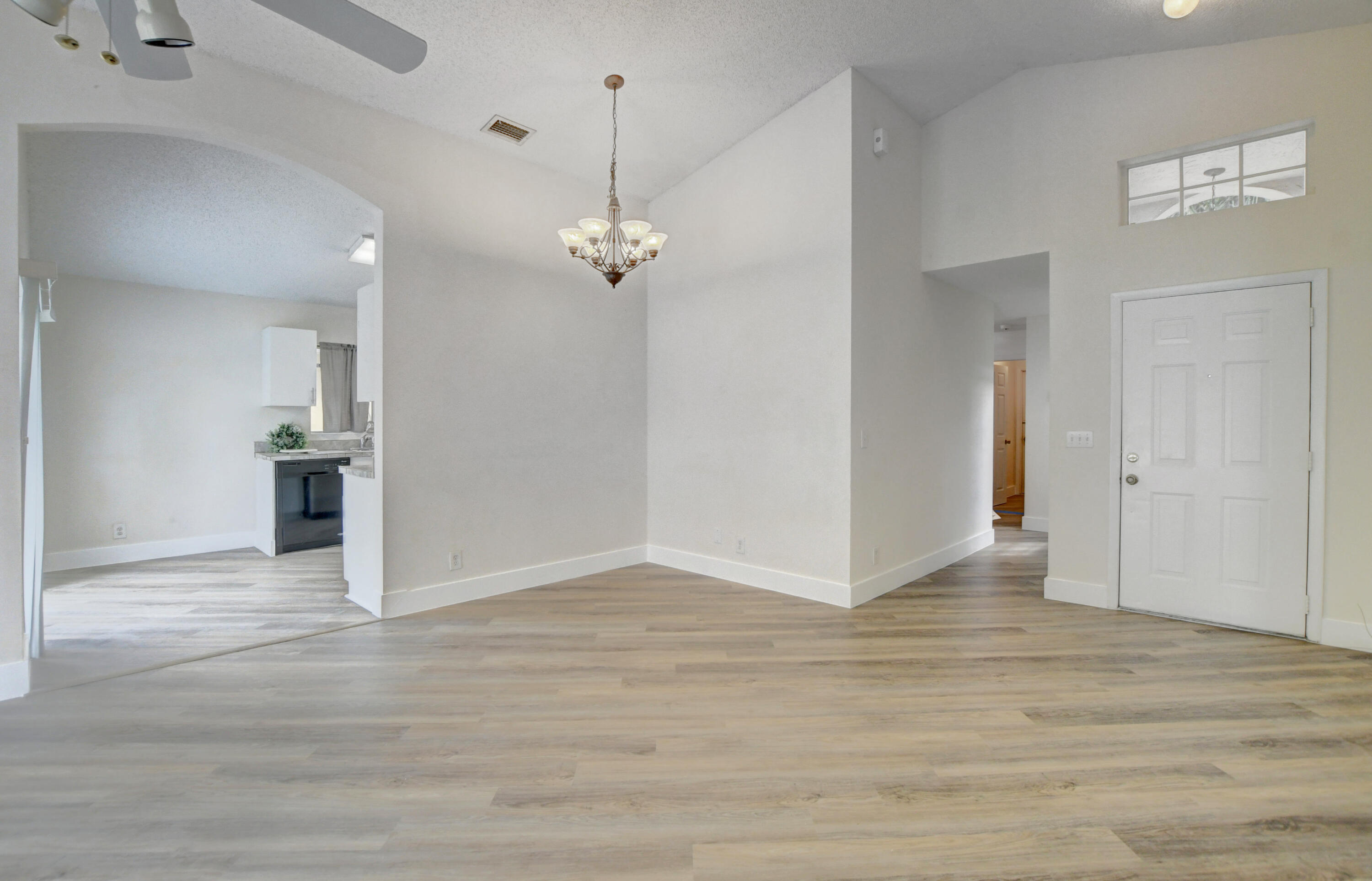 10150 Fanfare Drive Boca Raton, FL 33428 - Photo 10 of 48 28_ebf_3241_2_3_4_5