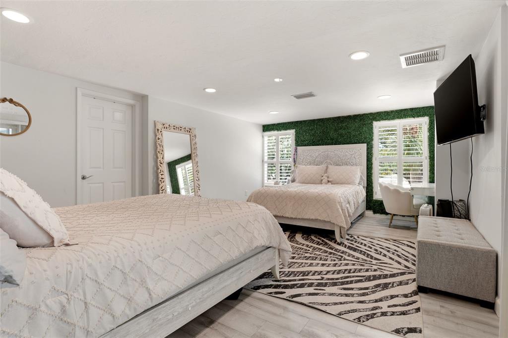 765 Siesta Key Circle Sarasota, FL 34242 - Photo 38 of 68