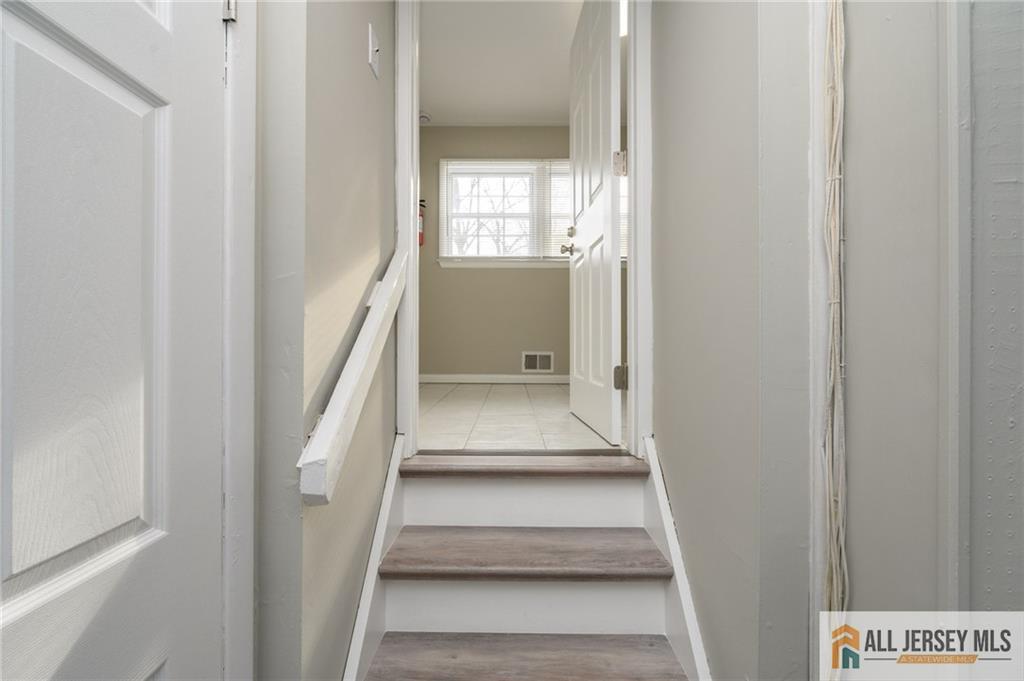 691 Inman Avenue Colonia, NJ 07067 - Photo 5 of 32 a view of entryway