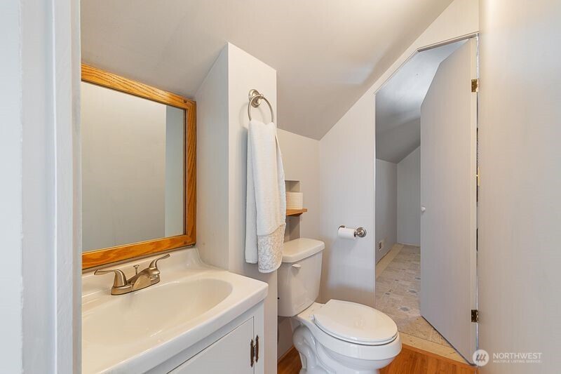 12219 76th Avenue South Seattle, WA 98178 - Photo 24 of 39