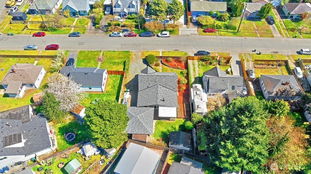 12219 76th Avenue South Seattle, WA 98178 - Photo 34 of 39