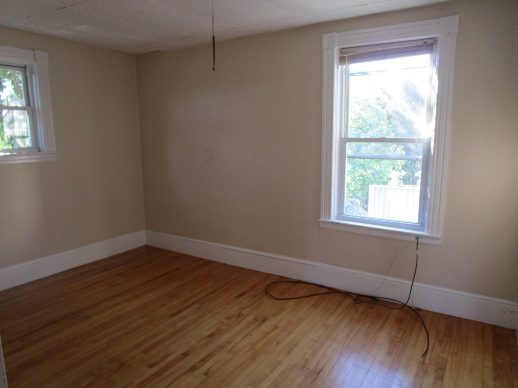 15 Carlstad Street, Unit 2 Worcester, MA 01607 - Photo 12 of 18 Gallery Image 12