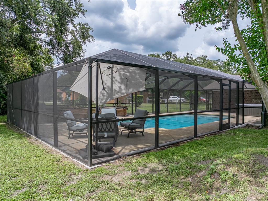 609 West Pipkin Road Lakeland, FL 33813 - Photo 58 of 72 a view of a park with iron fence