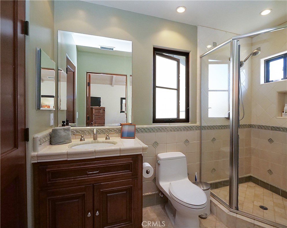 1724 Vía Estudillo Palos Verdes Estates, CA 90274 - Photo 33 of 43